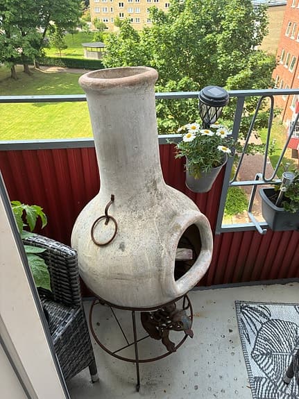 Keramik uteugn / eldstad till altan eller trädgård