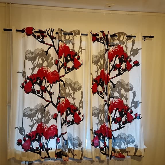 Två par, blommotiv