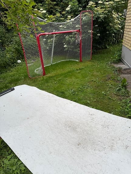 Bauer hockeymål med backstop + Extreme Rebounder passningsmatta med passare