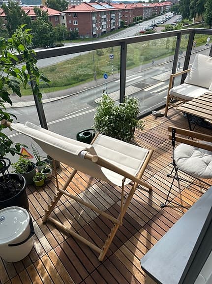 Mio Solstol i metallbambu med beige tyg