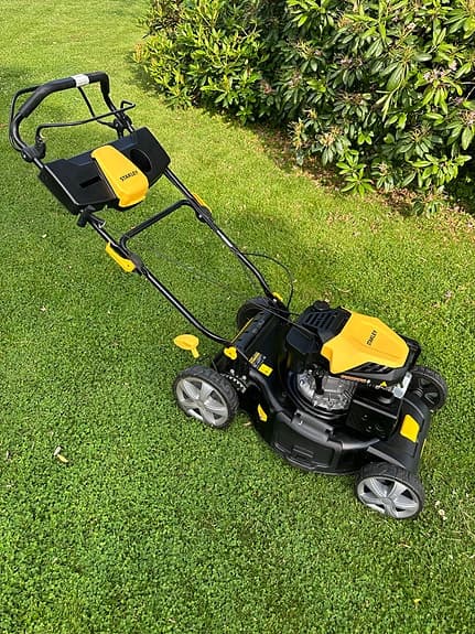 Gräsklippare bensindriven Stanley