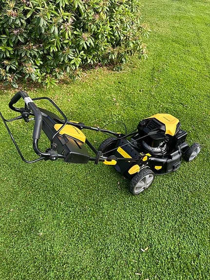 Gräsklippare bensindriven Stanley