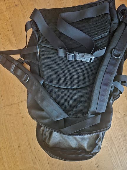 Lowe Alpine Contour Mountain 40 ryggsäck svart