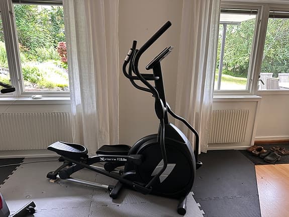Xterra Fitness FS3.9E crosstrainer i mycket bra skick