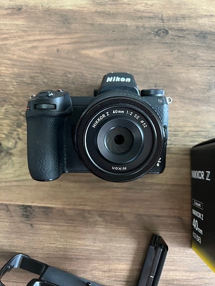 Nikon Z6 + 40mm f2 + 128gb LEXAR CF + Smallrig L-Bracket