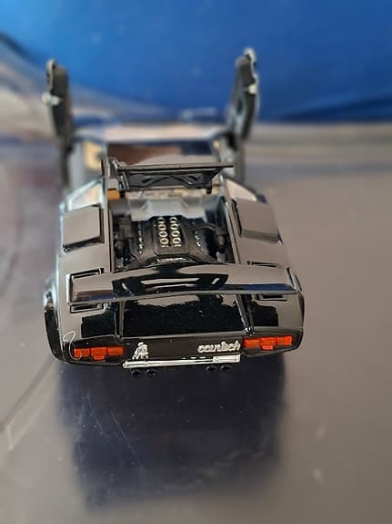 Lamborghini Countach modellbil svart