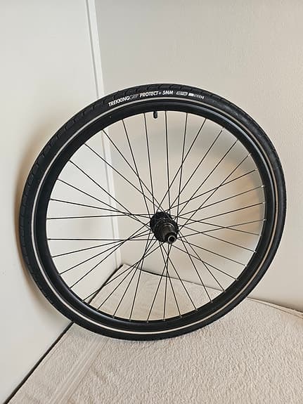 Oanvänt bakhjul 28" (700x42C) Decathlon hybrid/treking