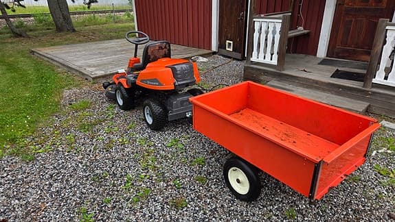 Husqvarna Rider 13c 2010 med tippkärra