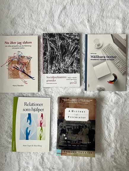 Kurslitteratur till sjuksköterskeprogrammet  Nyskick! Paket 29 st eller styckvis