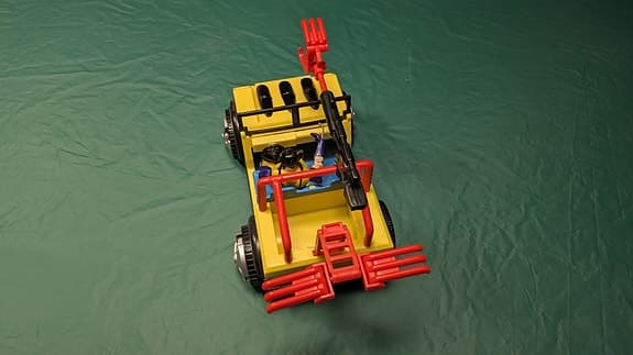 X-Men Wolverine + Car/Jeep Vintage 1995 (broken figure)