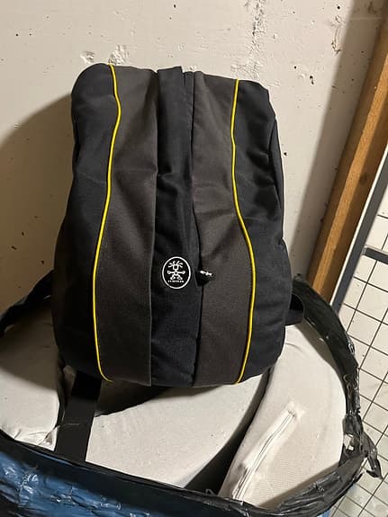 Crumpler Nikon kameraryggsäck svart/gul