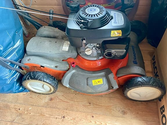 Husqvarna R152SV gräsklippare bensin AutoWalk