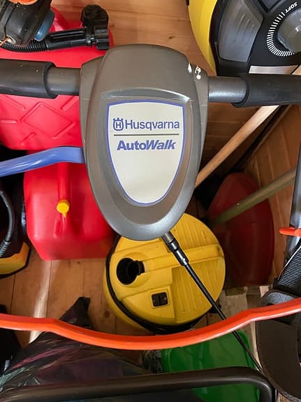 Husqvarna R152SV gräsklippare bensin AutoWalk