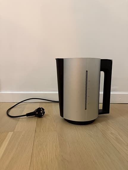 Jacob Jensen 1,2 liters vattenkokare i borstad aluminium