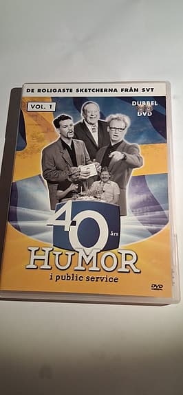 40 års HUMOR i public service – Vol 1 & 2 (Komplett box, Vol 2 INPLASTAD!)