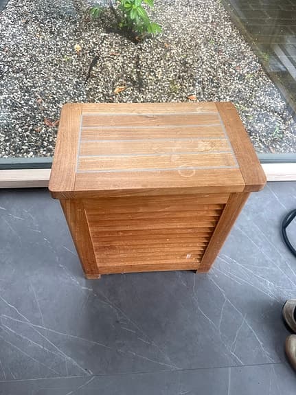 Trälåda / förvaringslåda med lock