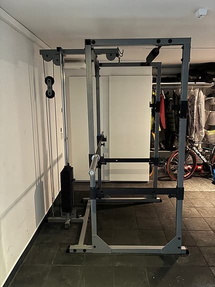Power Rack med latsdrag