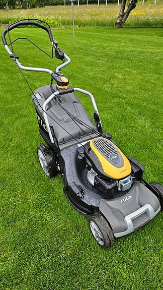 Stiga Combi 955 V bensindriven gräsklippare