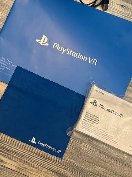 PlayStation VR V2 (CUH-ZVR2) – Komplett med kamera & PS5-adapter