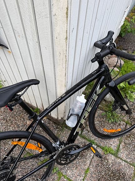 Trek Domane AL 2 Disc 2024 - stl 49 - som ny, endast kört på trainer