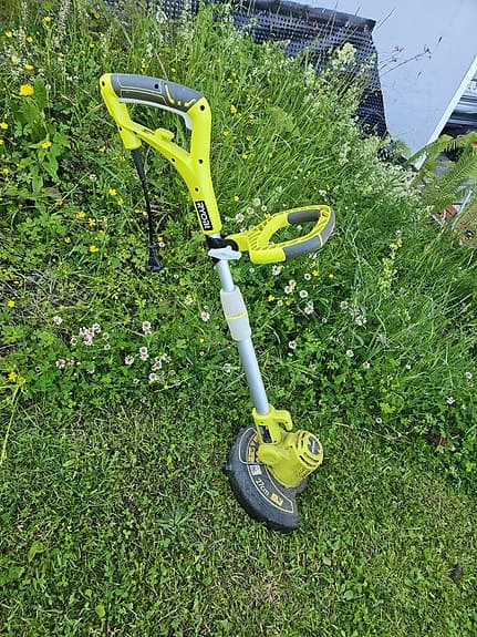 Ryobi EasyEdge grästrimmer gul