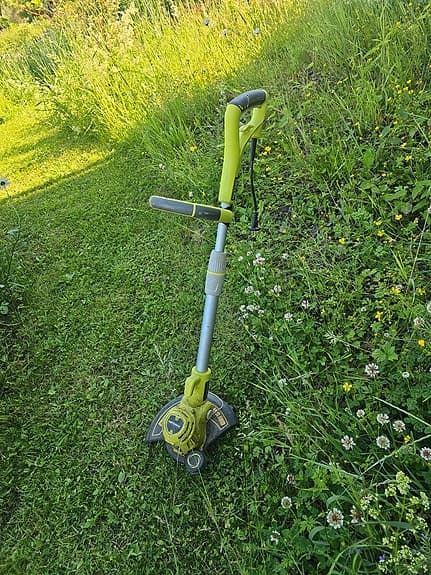 Ryobi EasyEdge grästrimmer gul