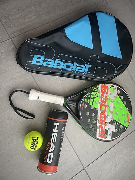 Babolat padelracket med fodral och bollar