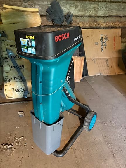 Bosch kompostkvarn grön