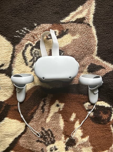 Oculus Quest VR-headset med handkontroller vit