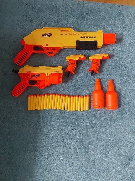 Nerf leksaksvapen set med pilar orange/gul