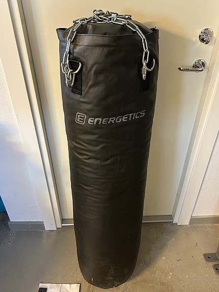 Energetics boxningssäck svart