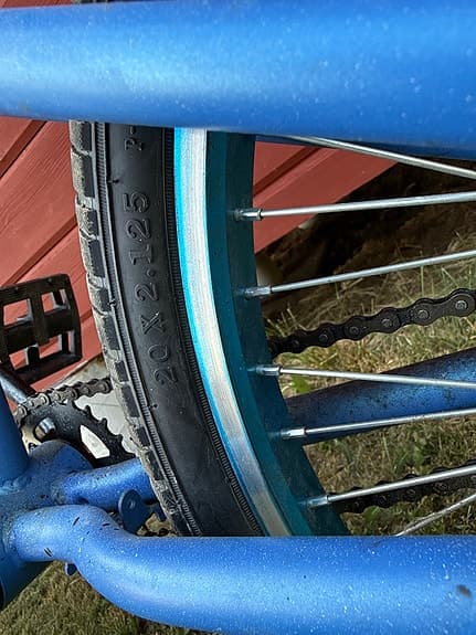 Fin BMX cykel lite använd.