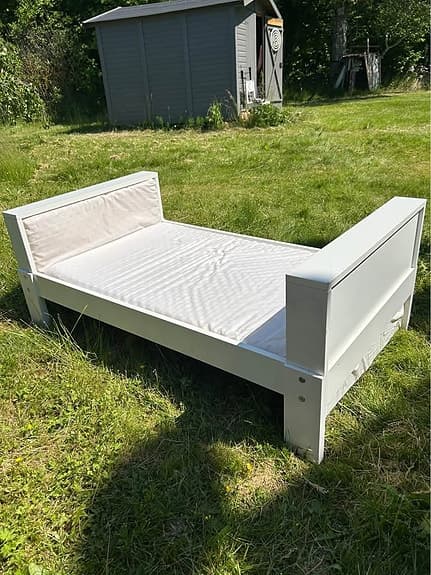 IKEA Vikare barnsäng vit