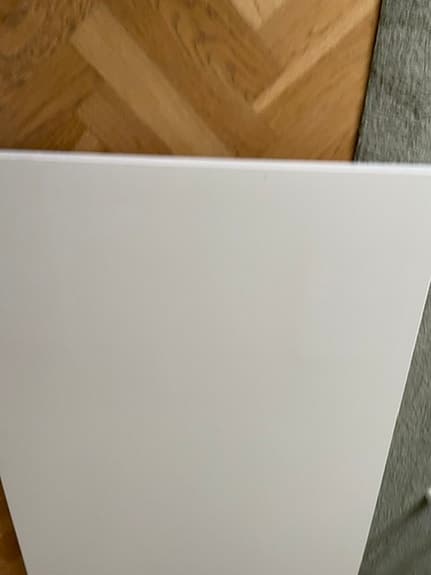 Skrivbord Lagkapten med kabelkanal från Ikea