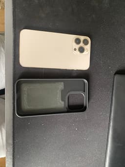 iPhone 13 Pro ‼️skärm funkar inte