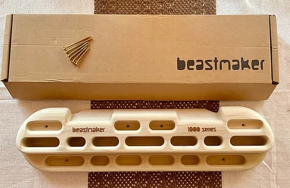 Beastmaker 1000 Series fingerboard klätterträning. Aldrig använd.