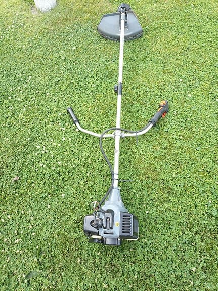 Röjsåg grästrimmer bensindriven