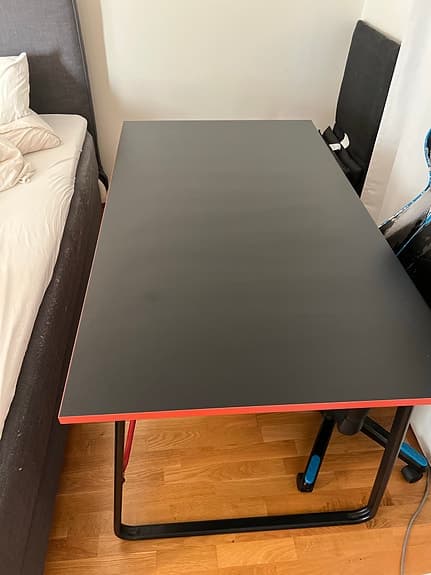 Gaming skrivbord