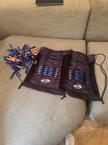 Nerf skott med Nerfväska