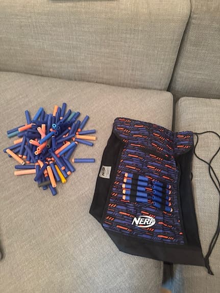 Nerf skott med Nerfväska