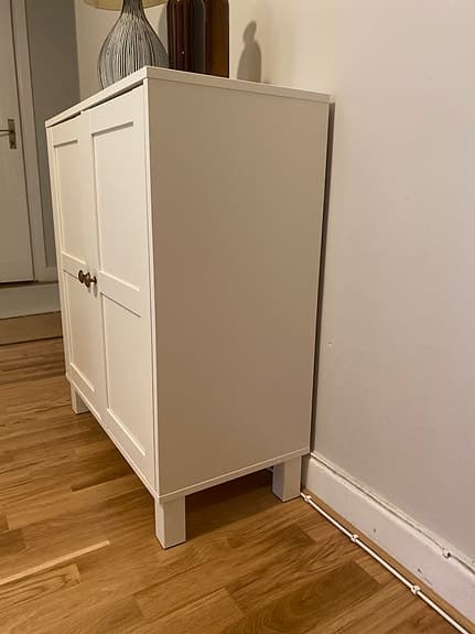 Skåp SKAL från Jysk