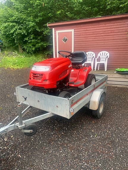 MTD åkgräsklippare röd