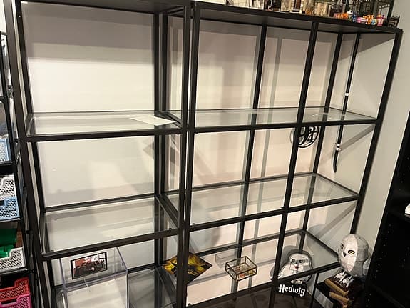 2x IKEA VITTSJÖ hyllor, svartbrun + glas