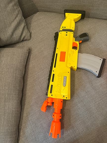 Nerf leksaksvapen paket med flera pistoler och gevär