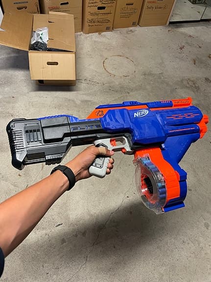 Nerf leksakspistol med trummagasin