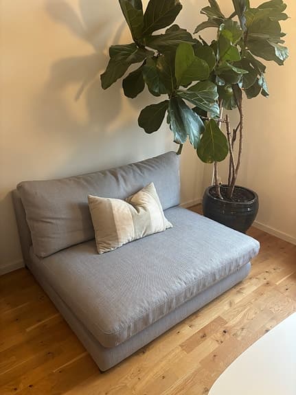 1,5-sits Mammuten Sweef modulsoffa (två stycken, 5000kr)
