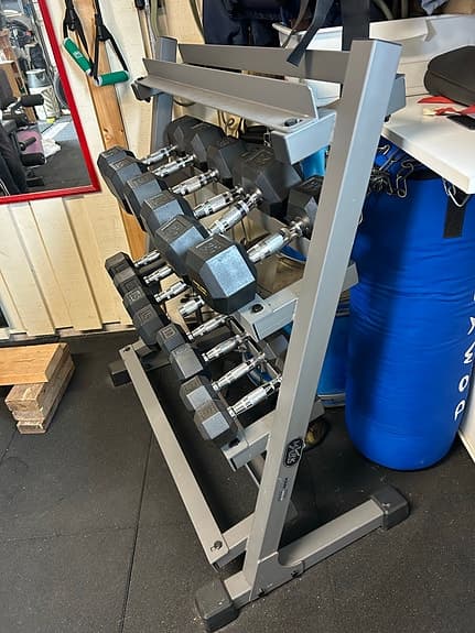 Hantelset 133 kg med ställning – fasta hantlar i par