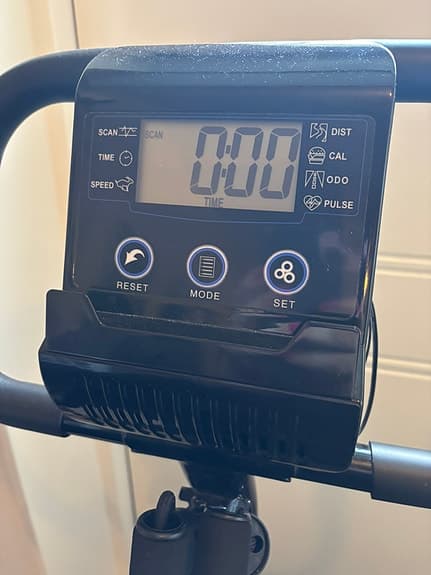 Hopfällbar motionscykel med ryggstöd svart