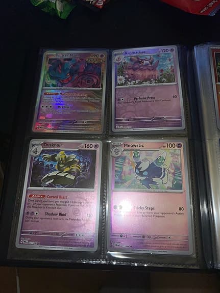 Pokemon kort, från olika packs