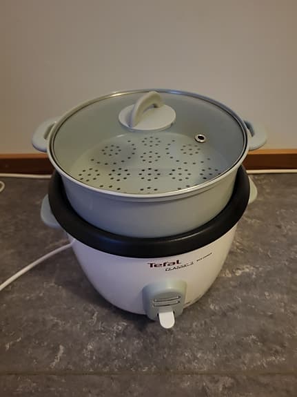 Tefal Classic riskokare med ånginsats vit